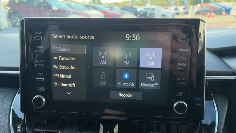 Toyota Corolla 2.0 VVT-i Hybrid Design 5dr CVT Hybrid Estate